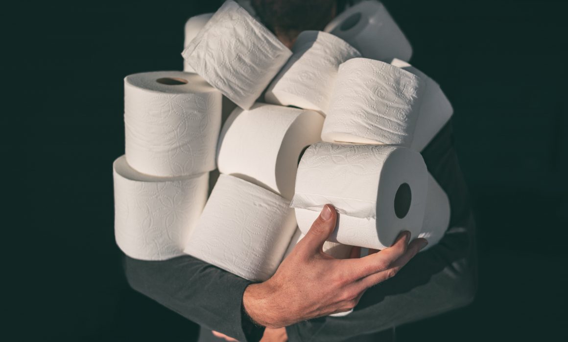 Coronavirus : comment le papier toilette est devenu le symbole de nos peurs  ? Un psychologue nous répond
